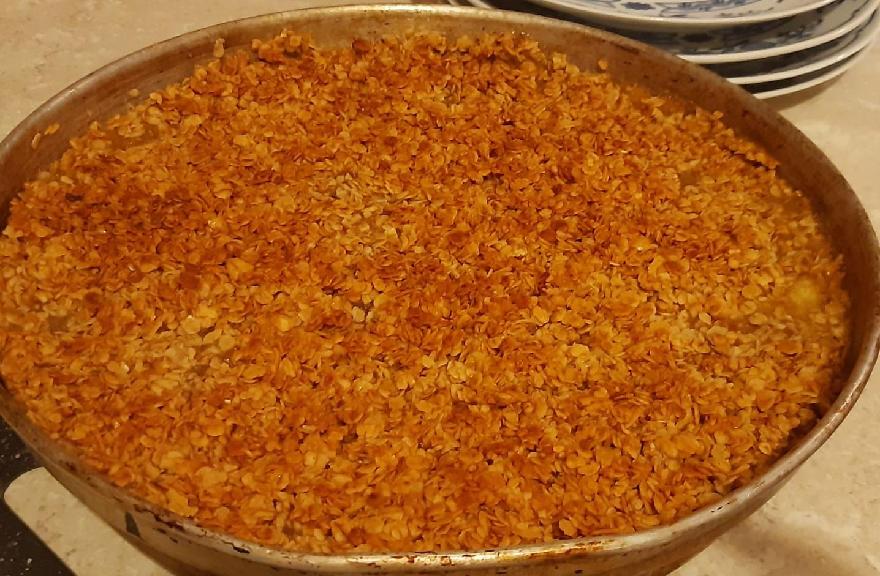 Mum's Apple Crumble